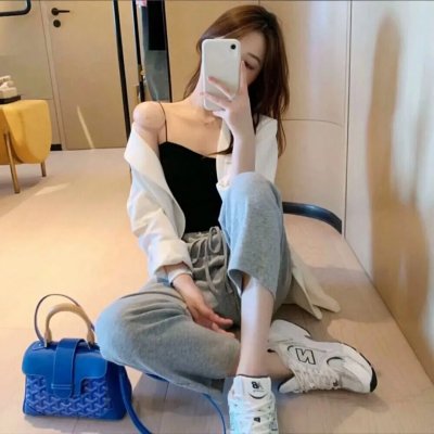巴黎单身公寓 海报